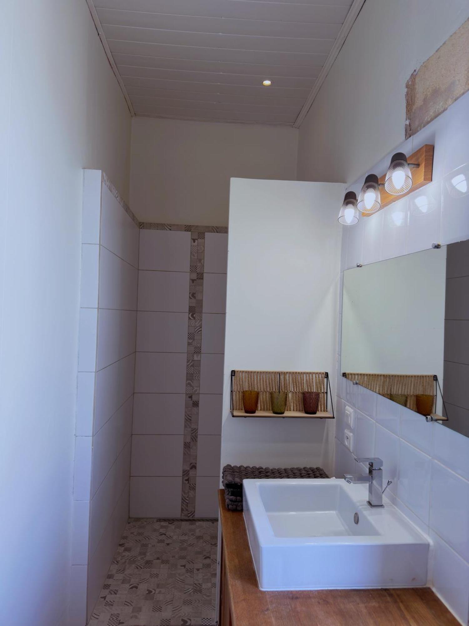 Spa, Elegance Et Charme Au Coeur Des Vignes - Piscine&spa Decoration Artisanale Holiday home *
